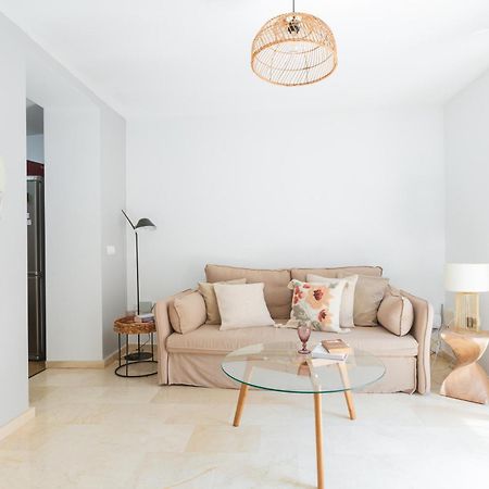 Appartamento Puerta del Centro Málaga Esterno foto